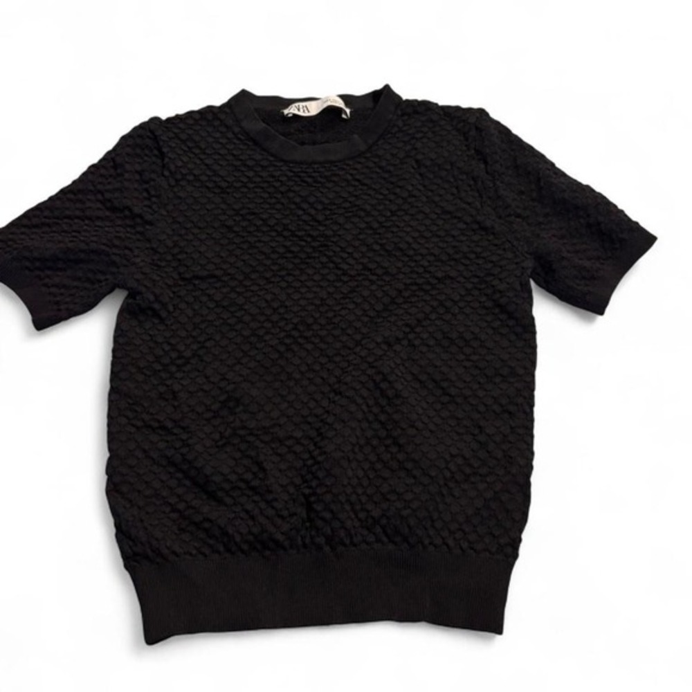 Zara- Black short sleeve knit top with ribbed‎ hem #knitwear- size S